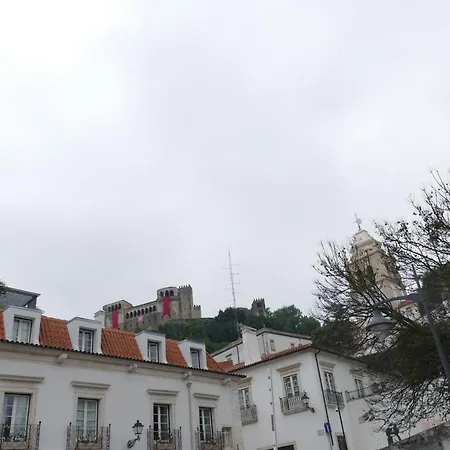 Eca - Centro Historico 莱里亚