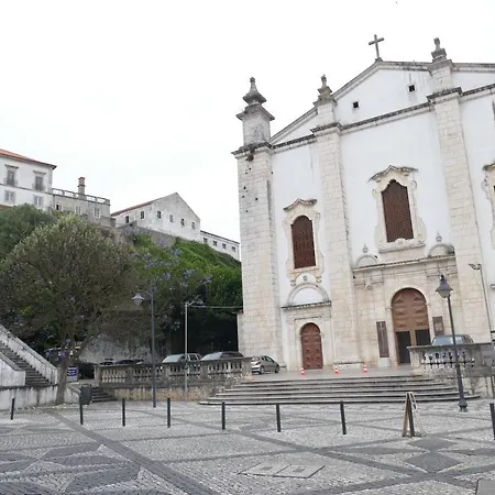 Alojamento de Acomodação e Pequeno-almoço Eça - Centro Histórico *